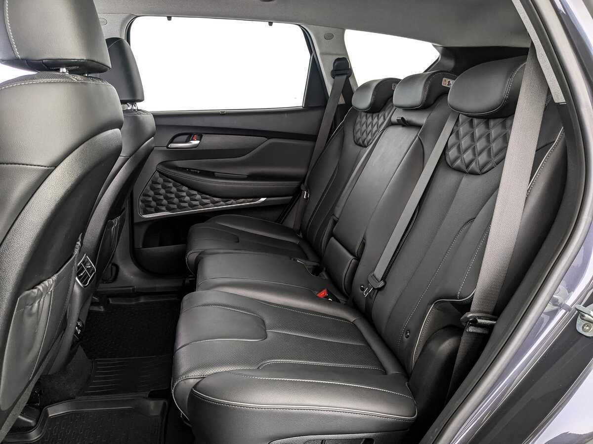 Hyundai Santa Fe 2021 года с пробегом. Фото: #13