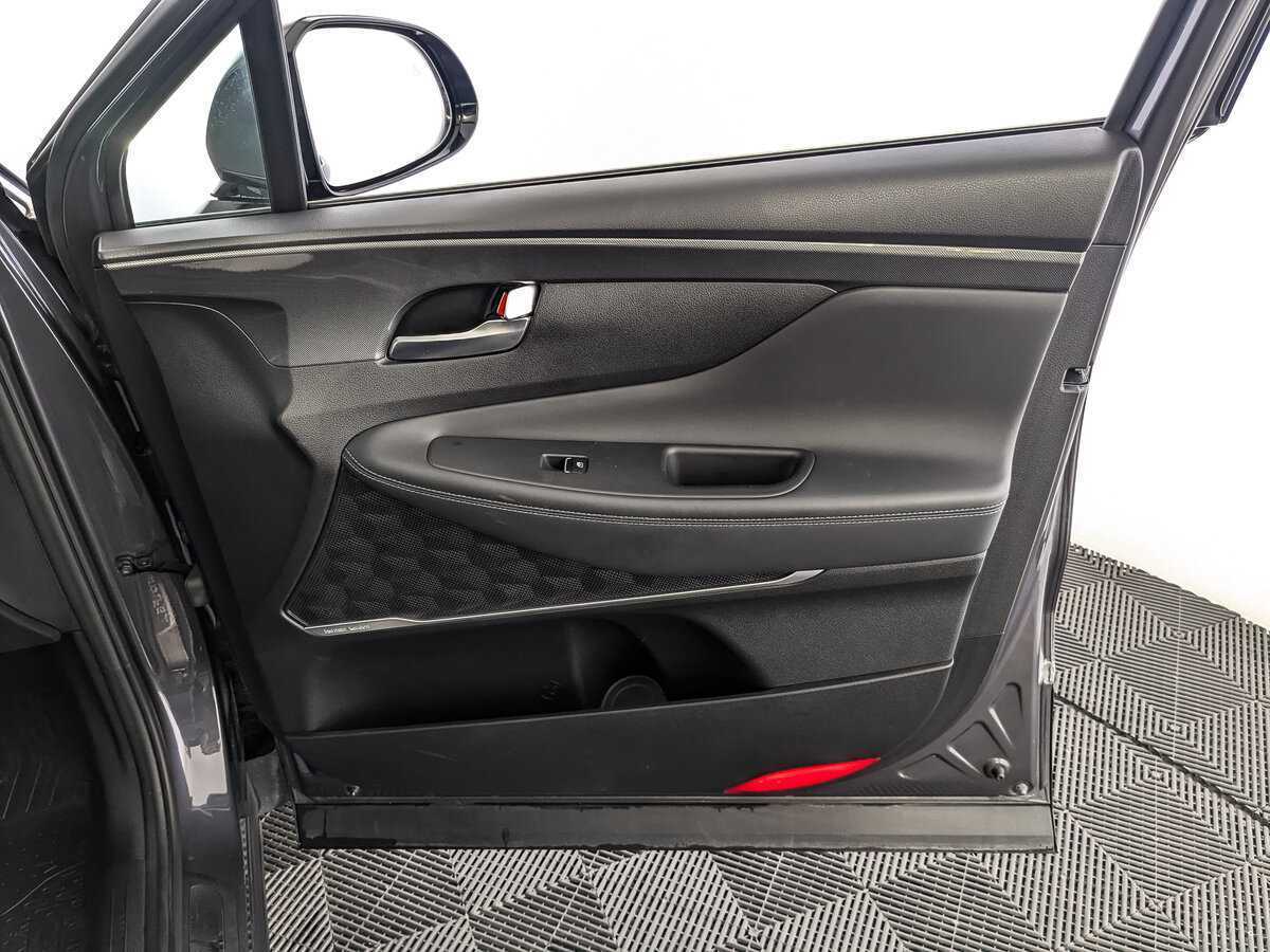 Hyundai Santa Fe 2021 года с пробегом. Фото: #20
