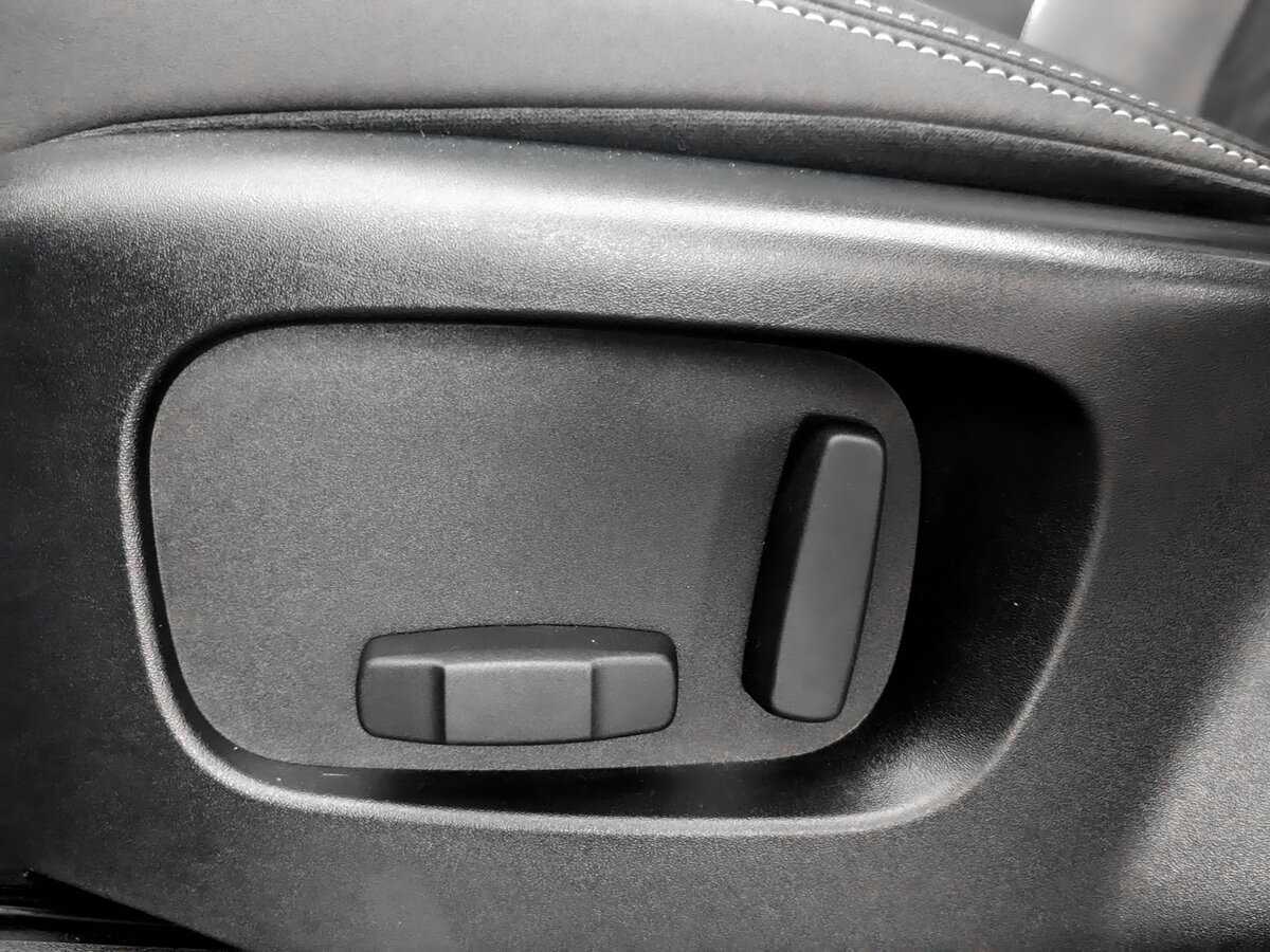 Land Rover Range Rover Velar 2019 года с пробегом. Фото: #16