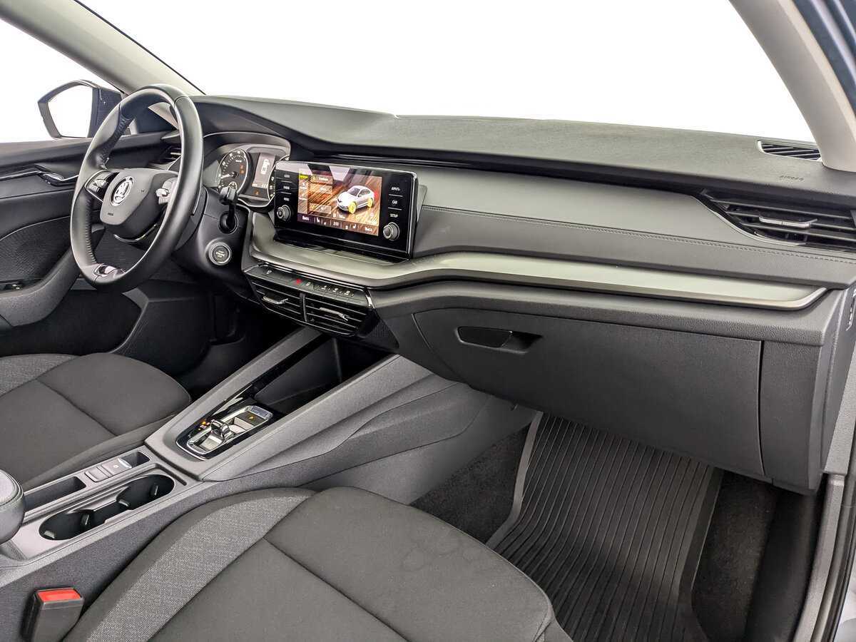 Skoda Octavia 2021 года с пробегом. Фото: #8