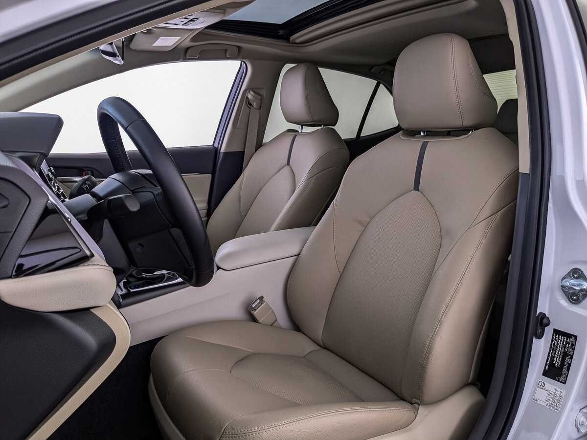 Toyota Camry 2022 года с пробегом. Фото: #15