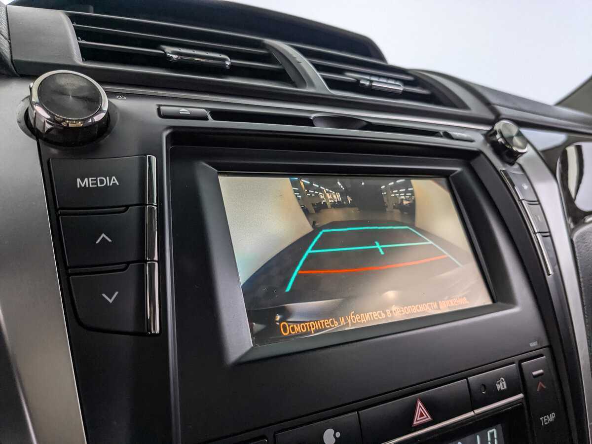 Toyota Camry 2017 года с пробегом. Фото: #21