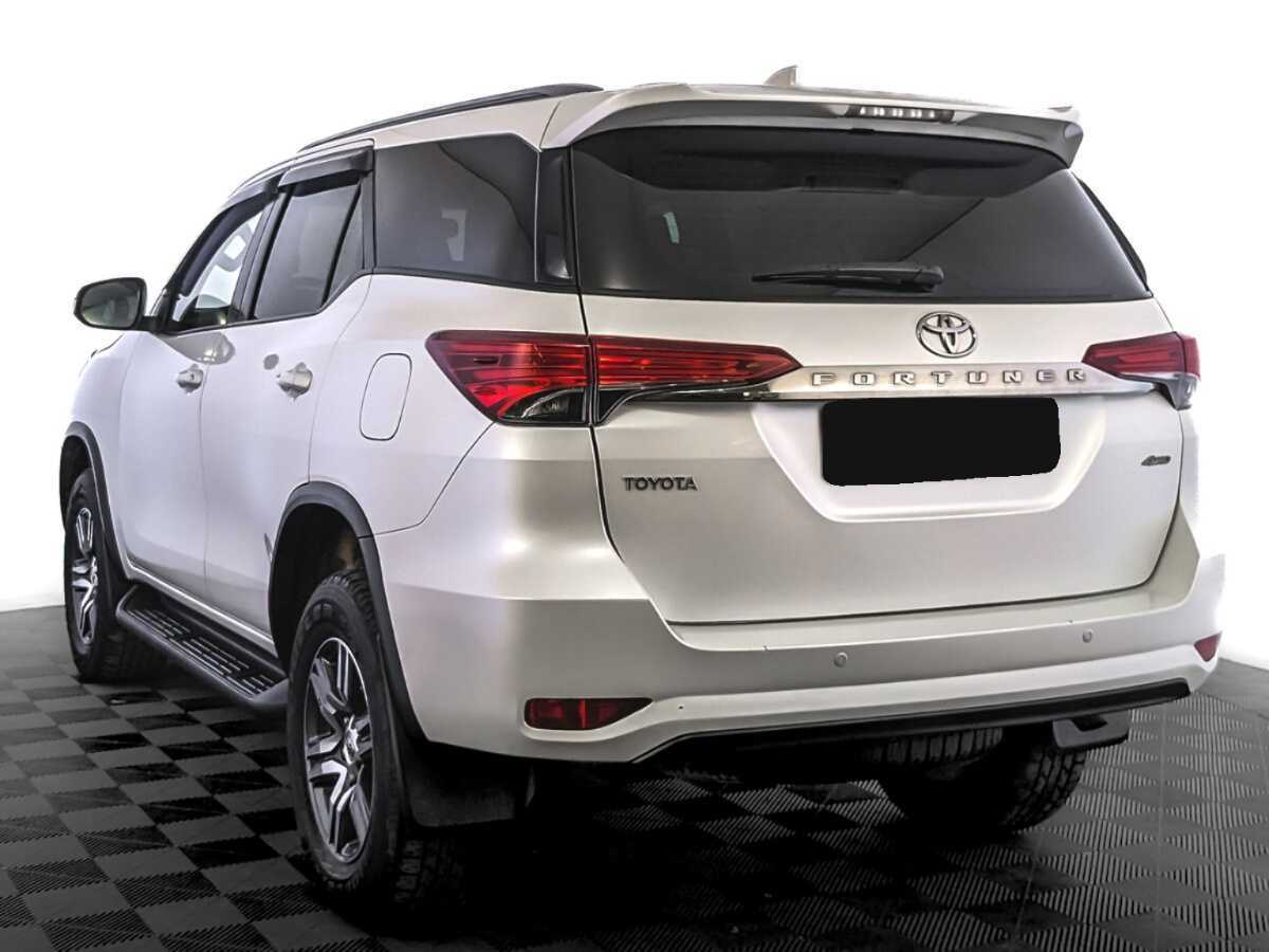 Toyota Fortuner 2018 года с пробегом. Фото: #6