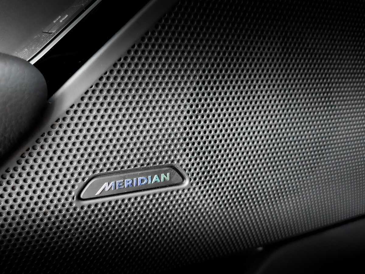 Land Rover Range Rover Velar 2021 года с пробегом. Фото: #22