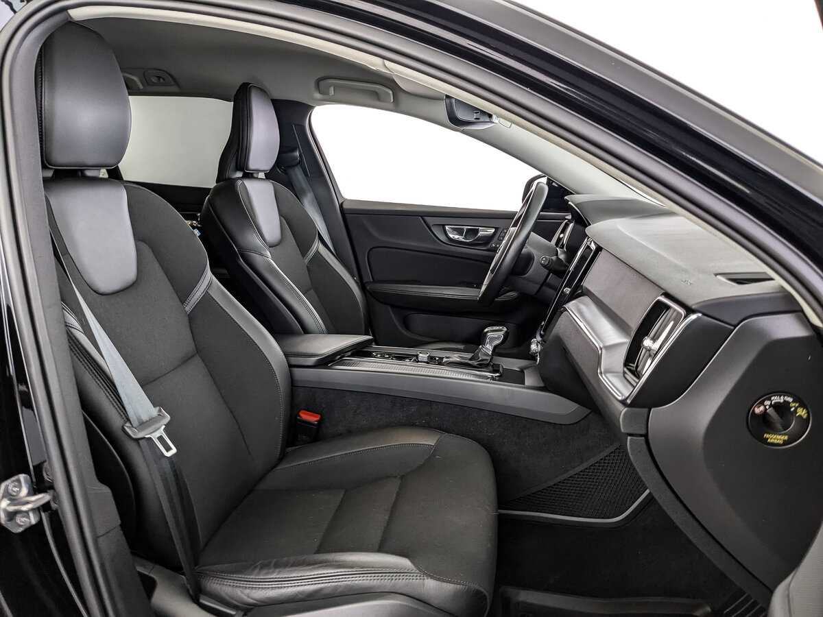 Volvo V60 Cross Country 2020 года с пробегом. Фото: #18