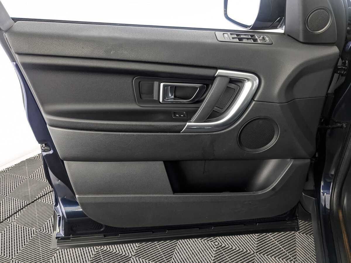 Land Rover Discovery Sport 2016 года с пробегом. Фото: #14