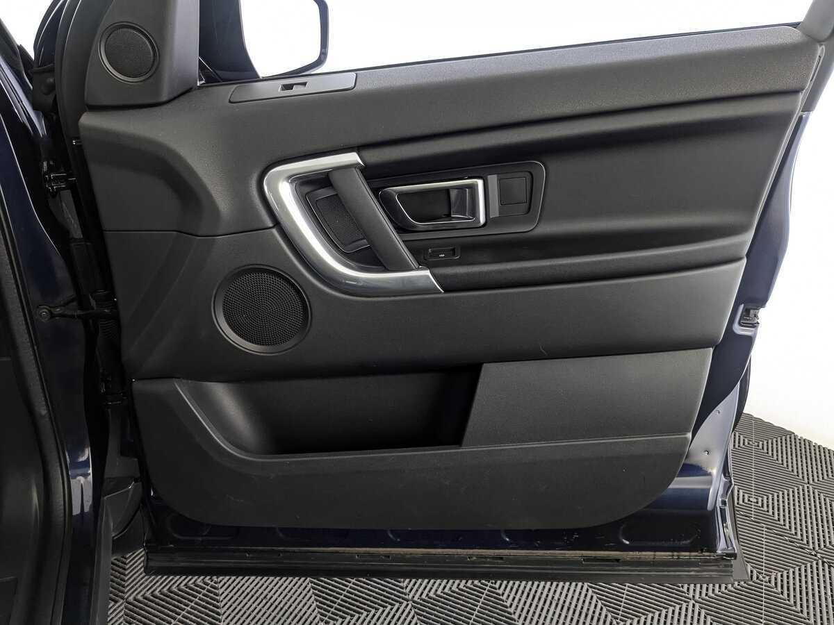 Land Rover Discovery Sport 2016 года с пробегом. Фото: #19