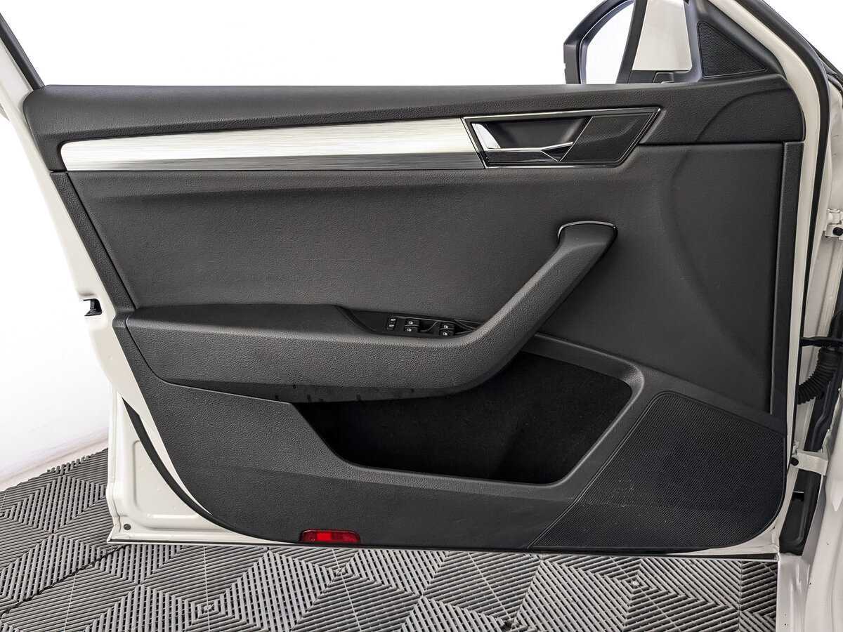 Skoda Superb 2021 года с пробегом. Фото: #14