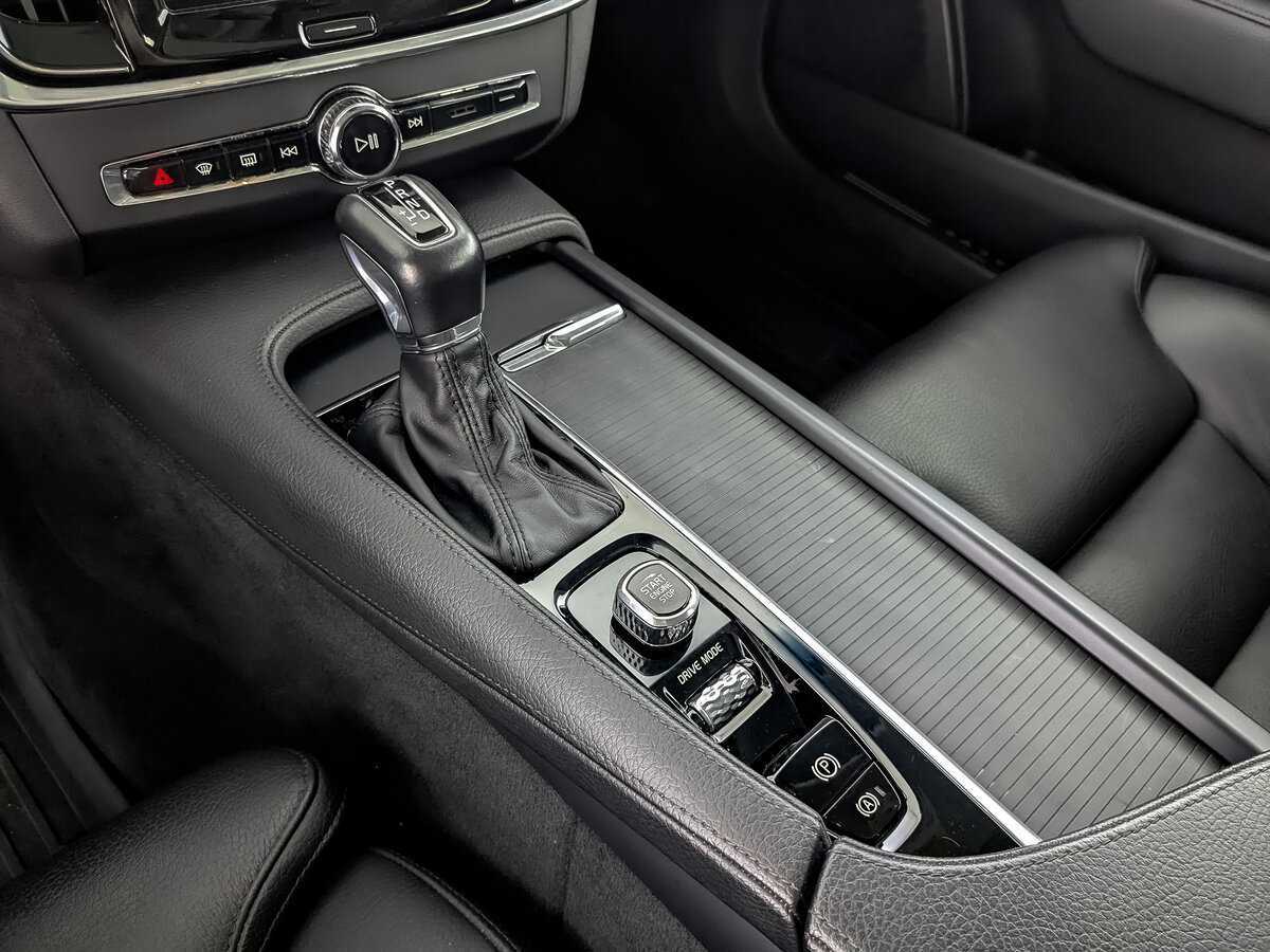 Volvo S90 2019 года с пробегом. Фото: #21