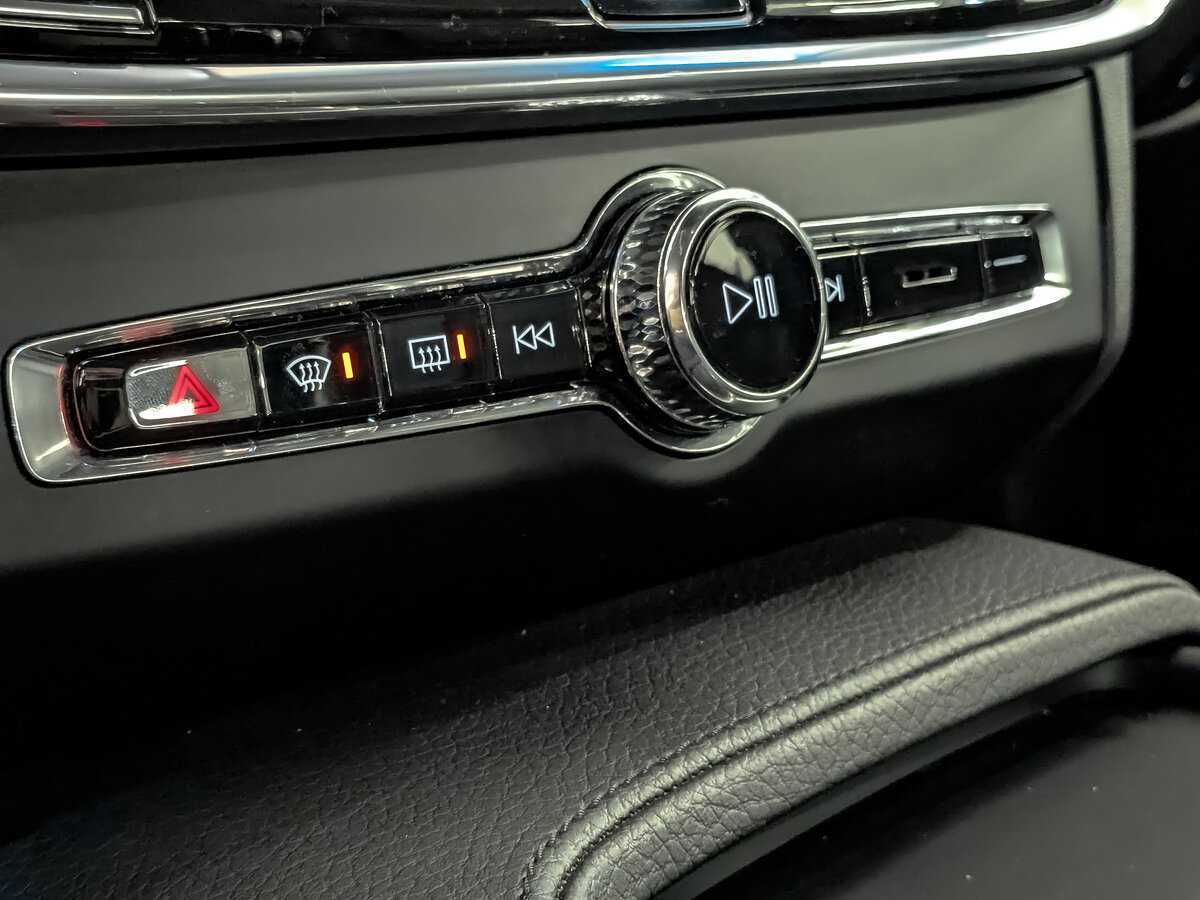 Volvo S90 2019 года с пробегом. Фото: #24