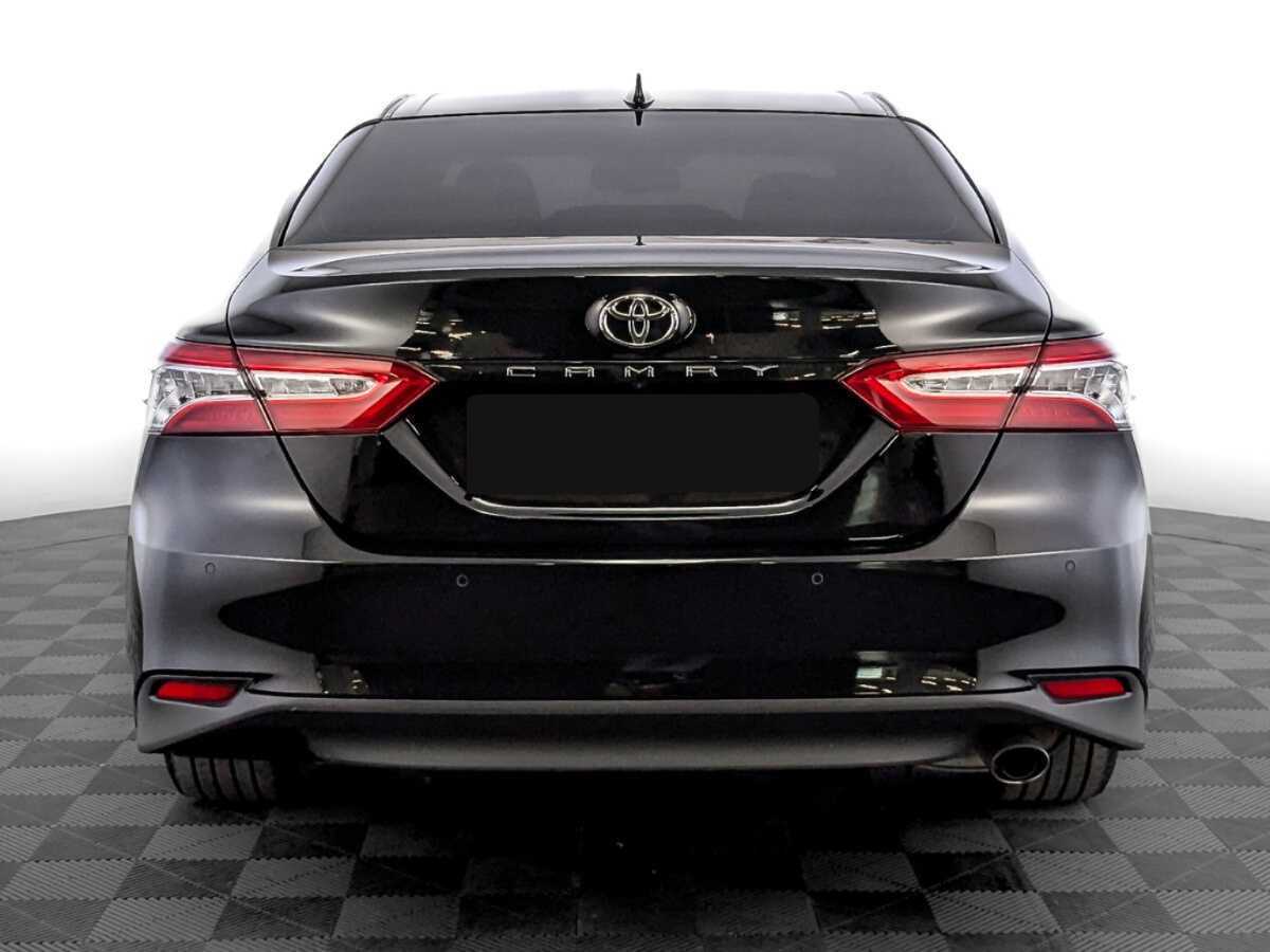 Toyota Camry 2021 года с пробегом. Фото: #5