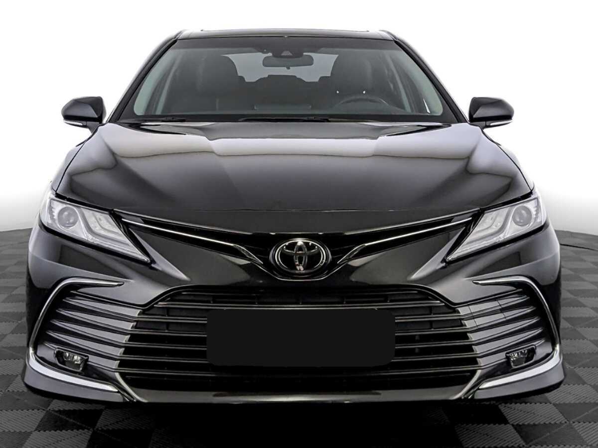 Toyota Camry 2022 года с пробегом. Фото: #1