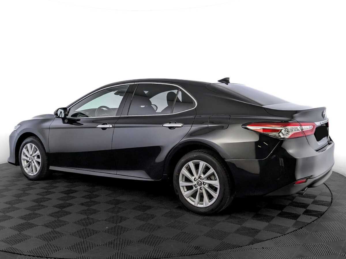 Toyota Camry 2022 года с пробегом. Фото: #6