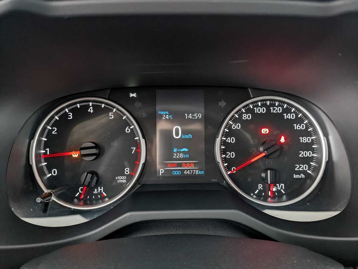 Toyota RAV4 2021 года с пробегом. Фото: #11