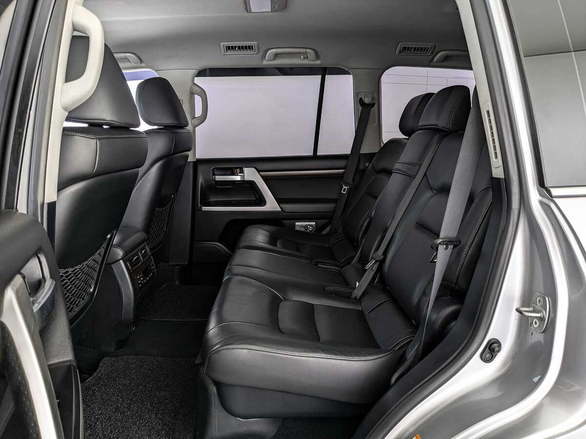 Toyota Land Cruiser 2016 года с пробегом. Фото: #12