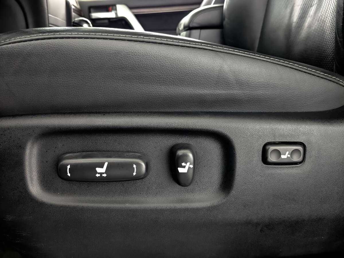 Toyota Land Cruiser 2016 года с пробегом. Фото: #20