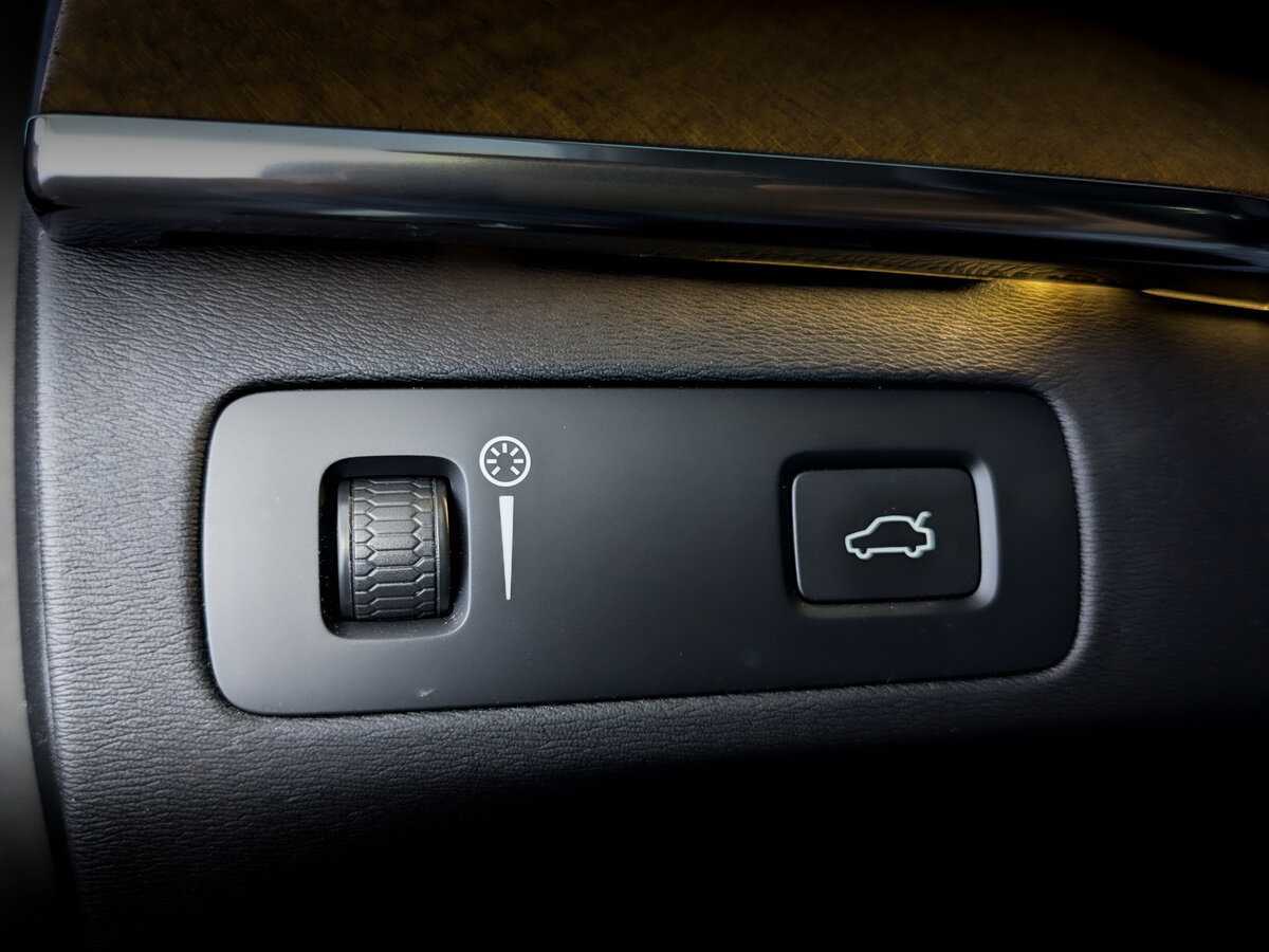 Volvo XC90 2022 года с пробегом. Фото: #21