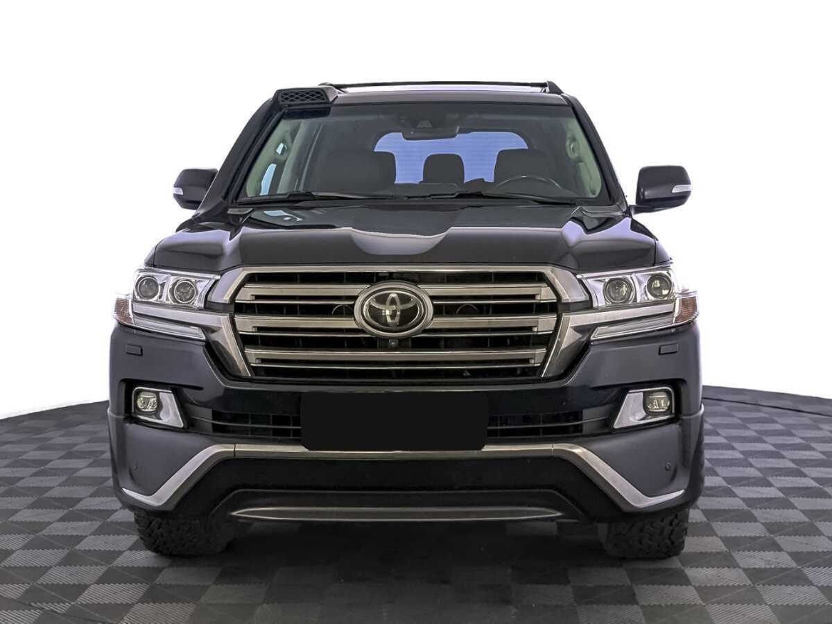 Toyota Land Cruiser 2017 года с пробегом. Фото: #1