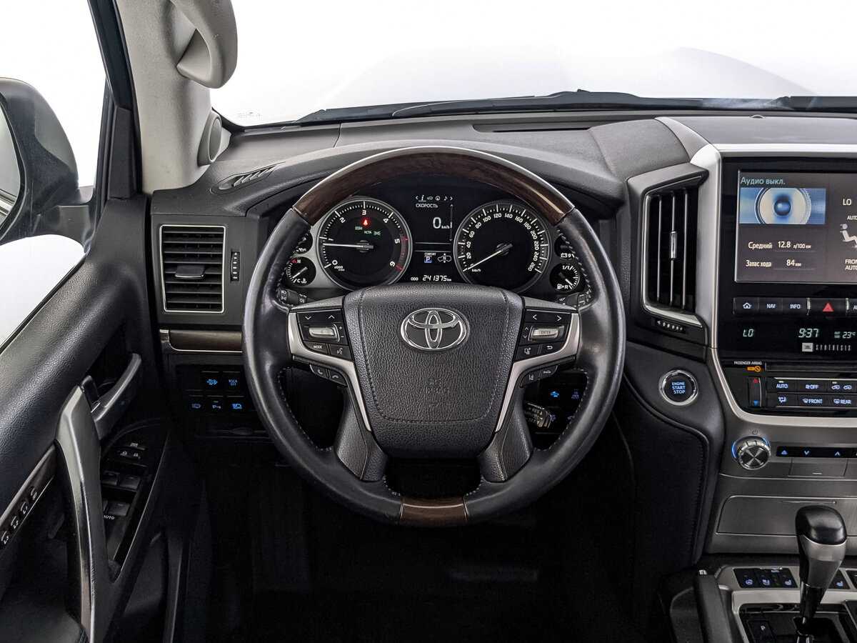 Toyota Land Cruiser 2017 года с пробегом. Фото: #16