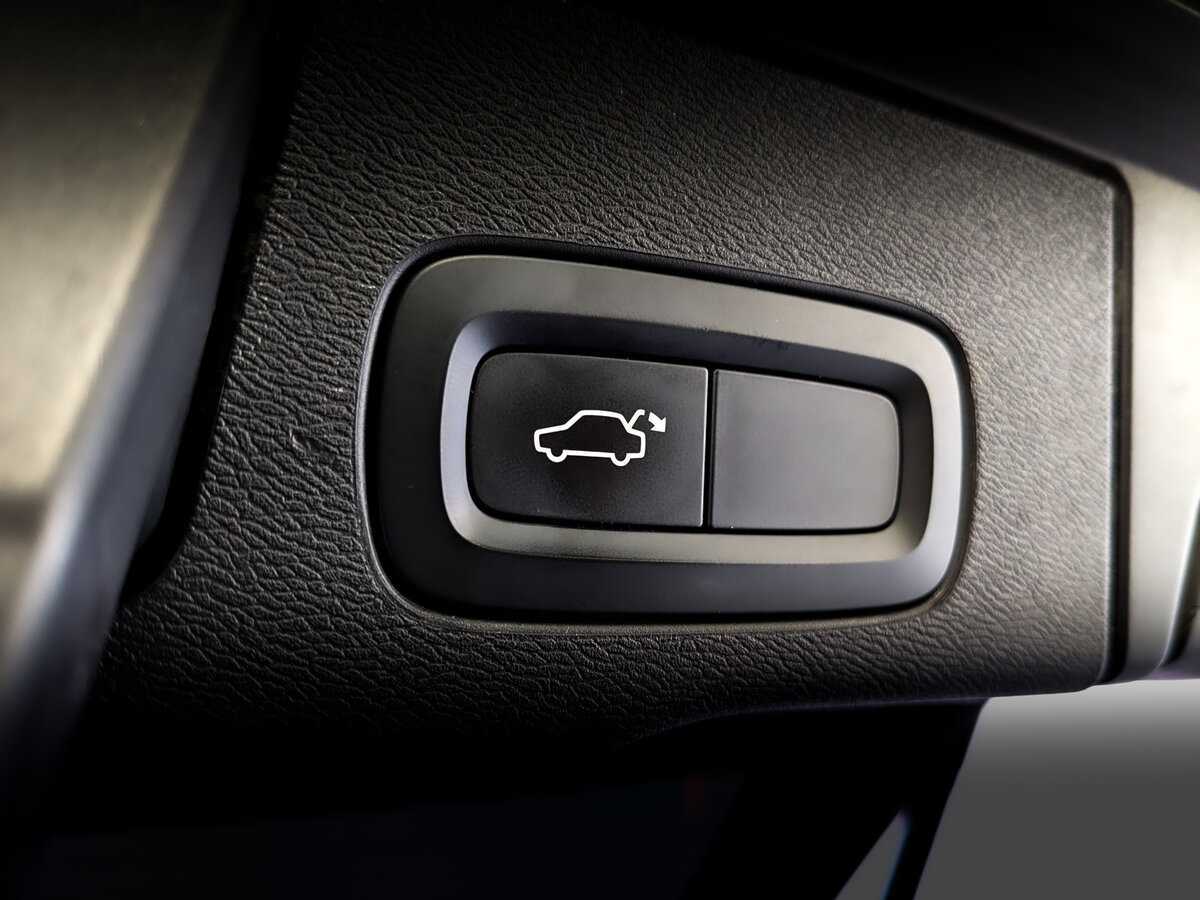 Volvo XC60 2018 года с пробегом. Фото: #22