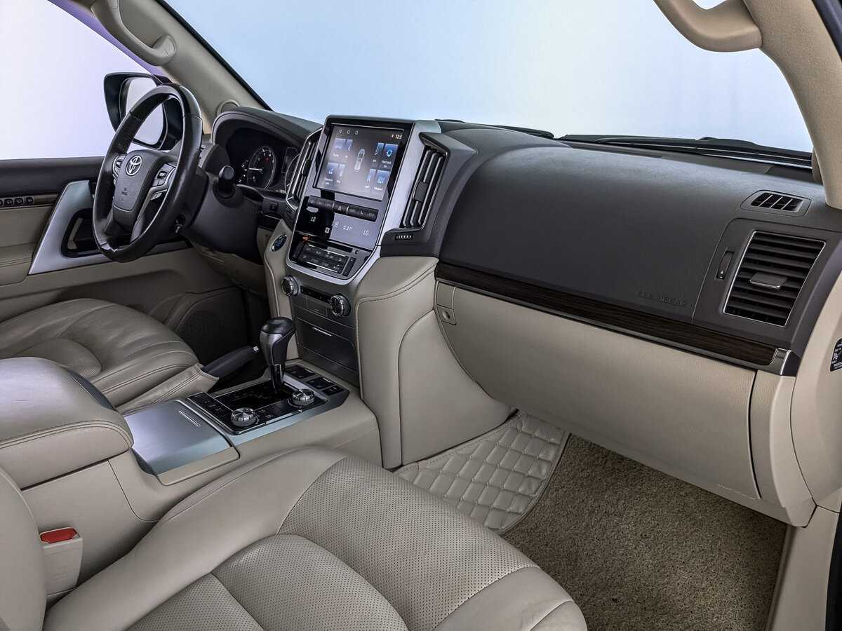 Toyota Land Cruiser 2019 года с пробегом. Фото: #8