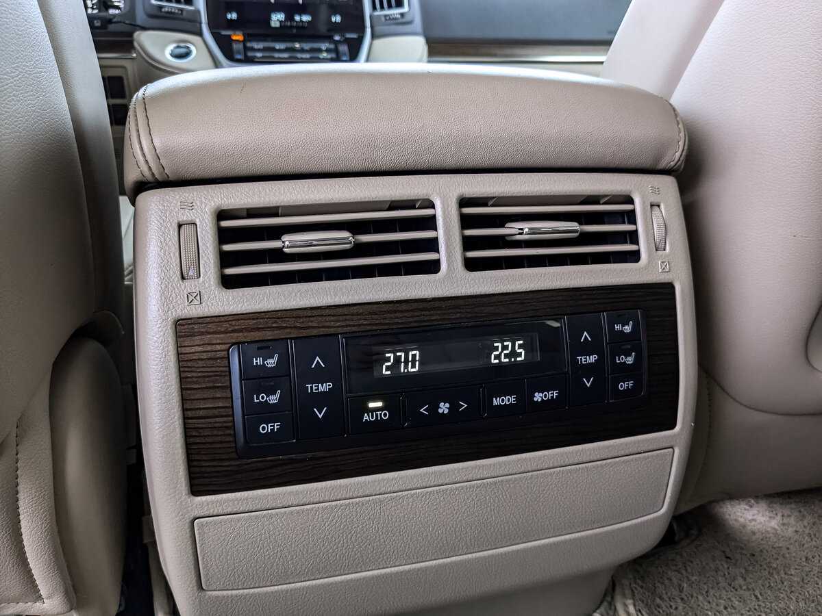 Toyota Land Cruiser 2019 года с пробегом. Фото: #22