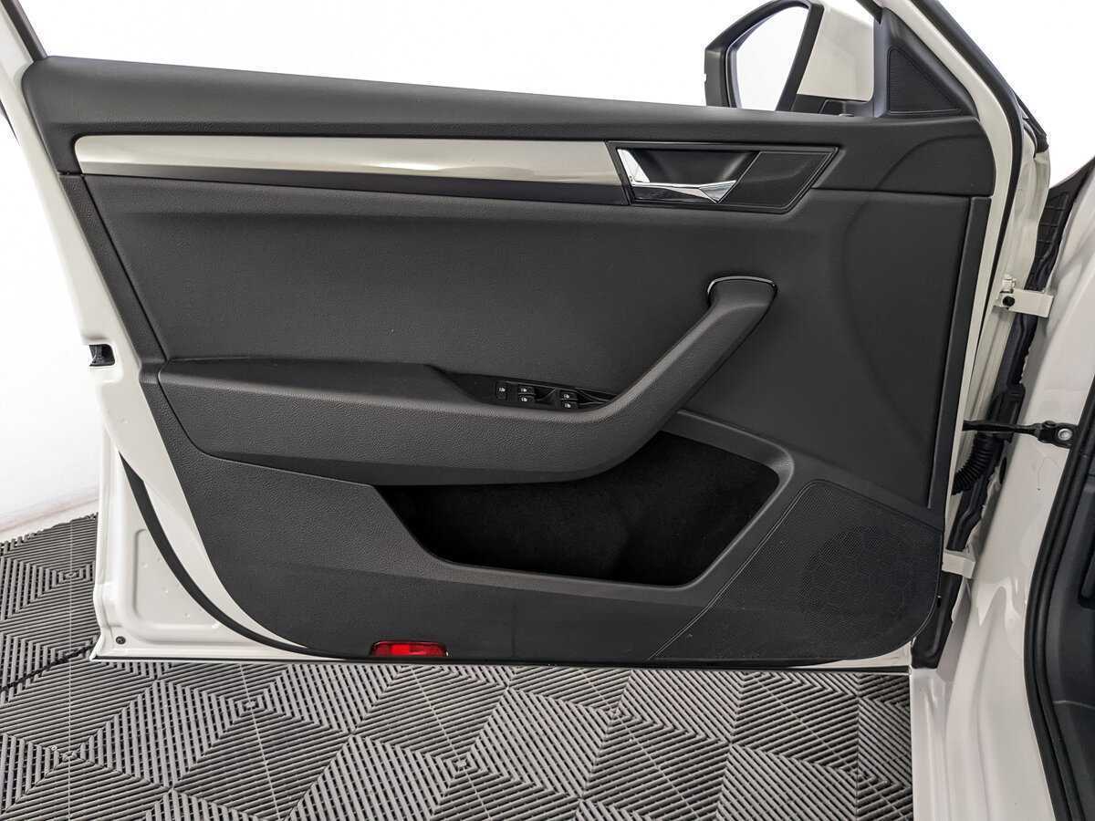 Skoda Superb 2021 года с пробегом. Фото: #14