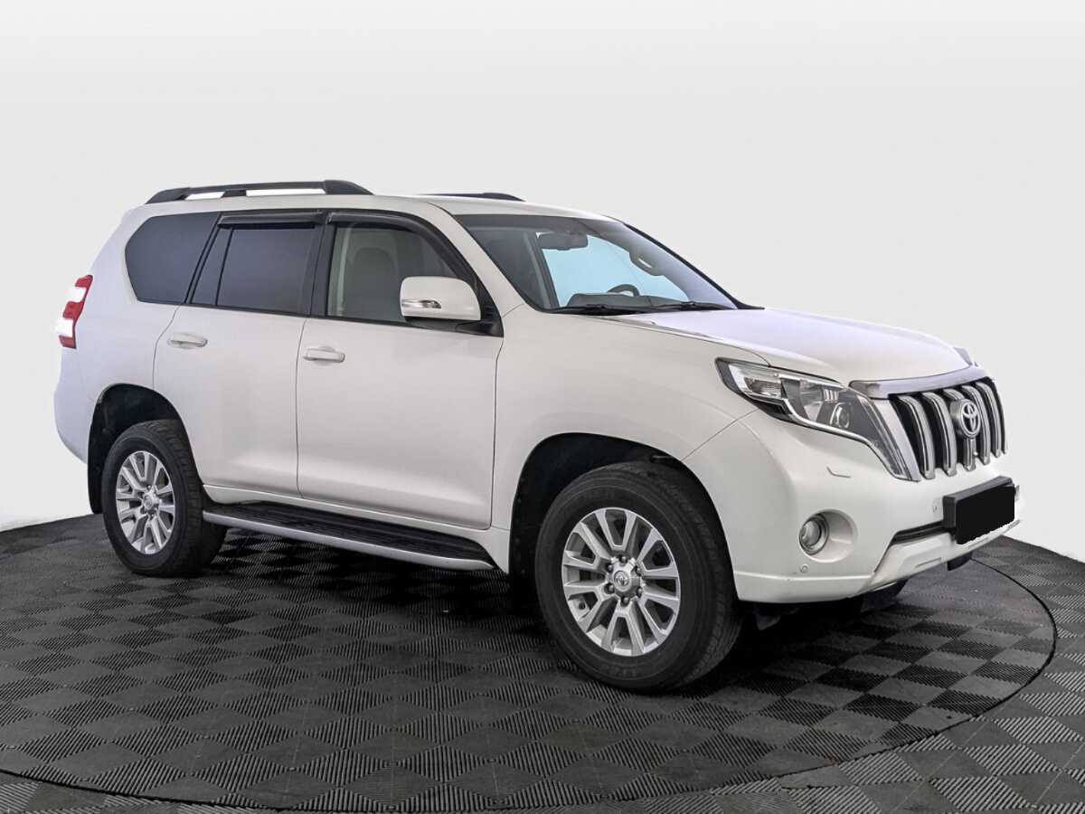 Toyota Land Cruiser Prado 2016 года с пробегом. Фото: #2