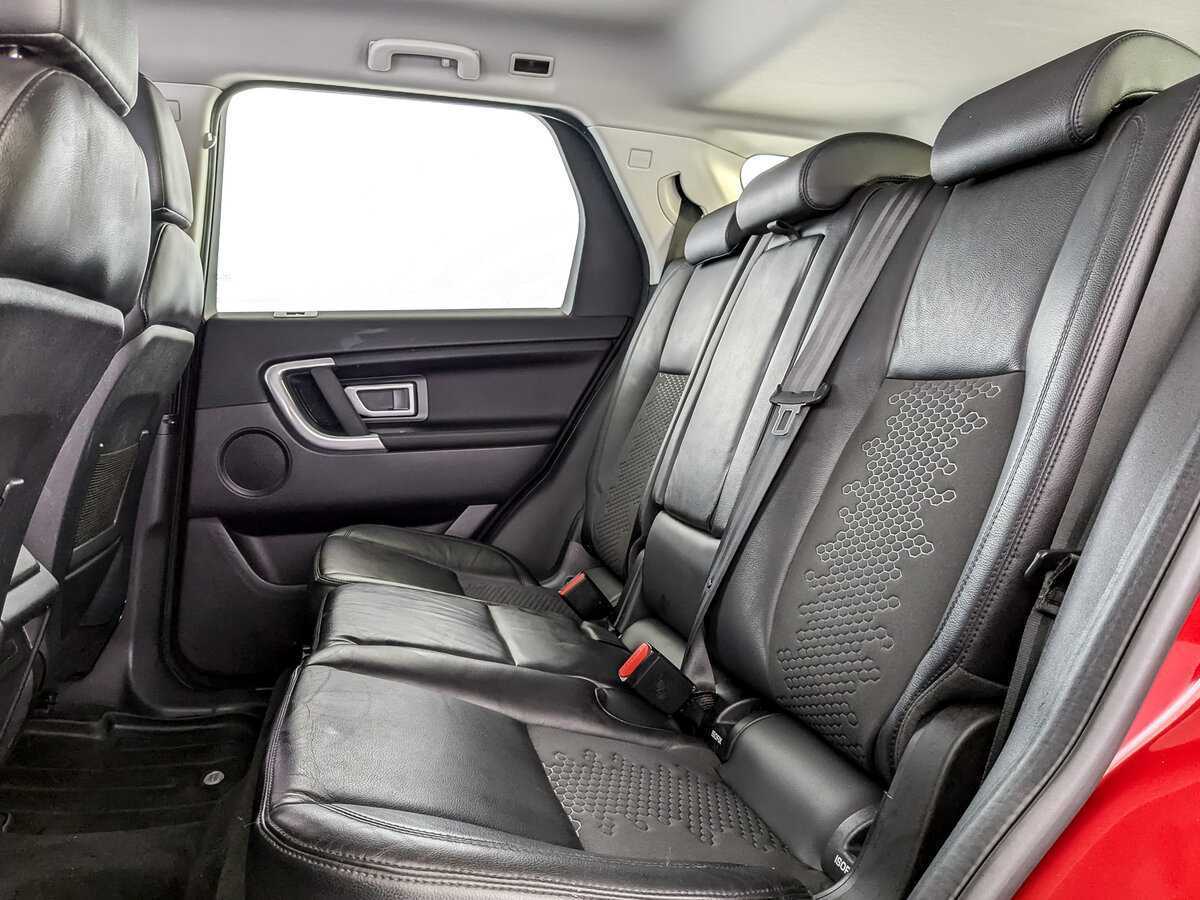 Land Rover Discovery Sport 2019 года с пробегом. Фото: #9