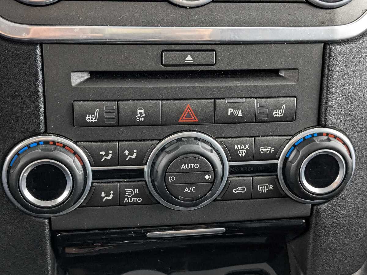 Land Rover Discovery 2011 года с пробегом. Фото: #15