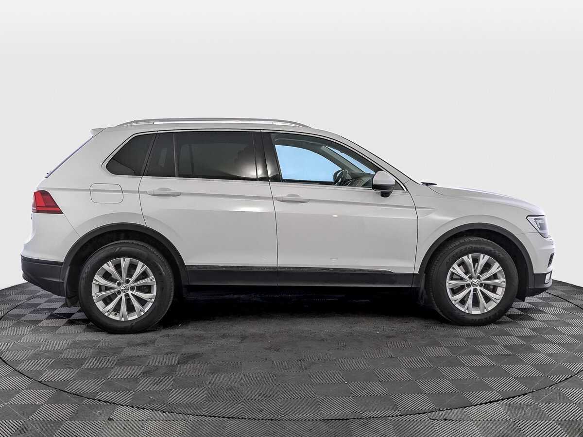 Volkswagen Tiguan 2017 года с пробегом. Фото: #3