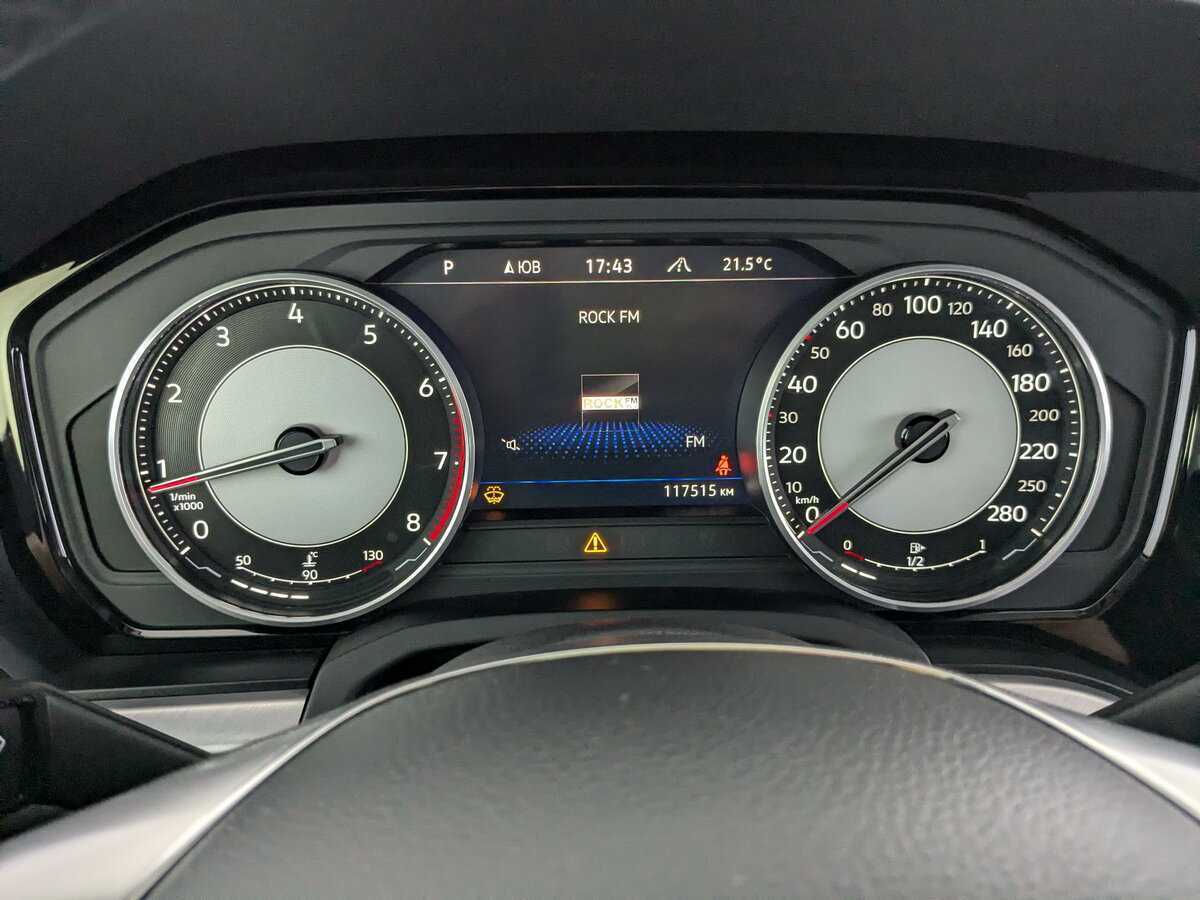 Volkswagen Touareg 2020 года с пробегом. Фото: #10