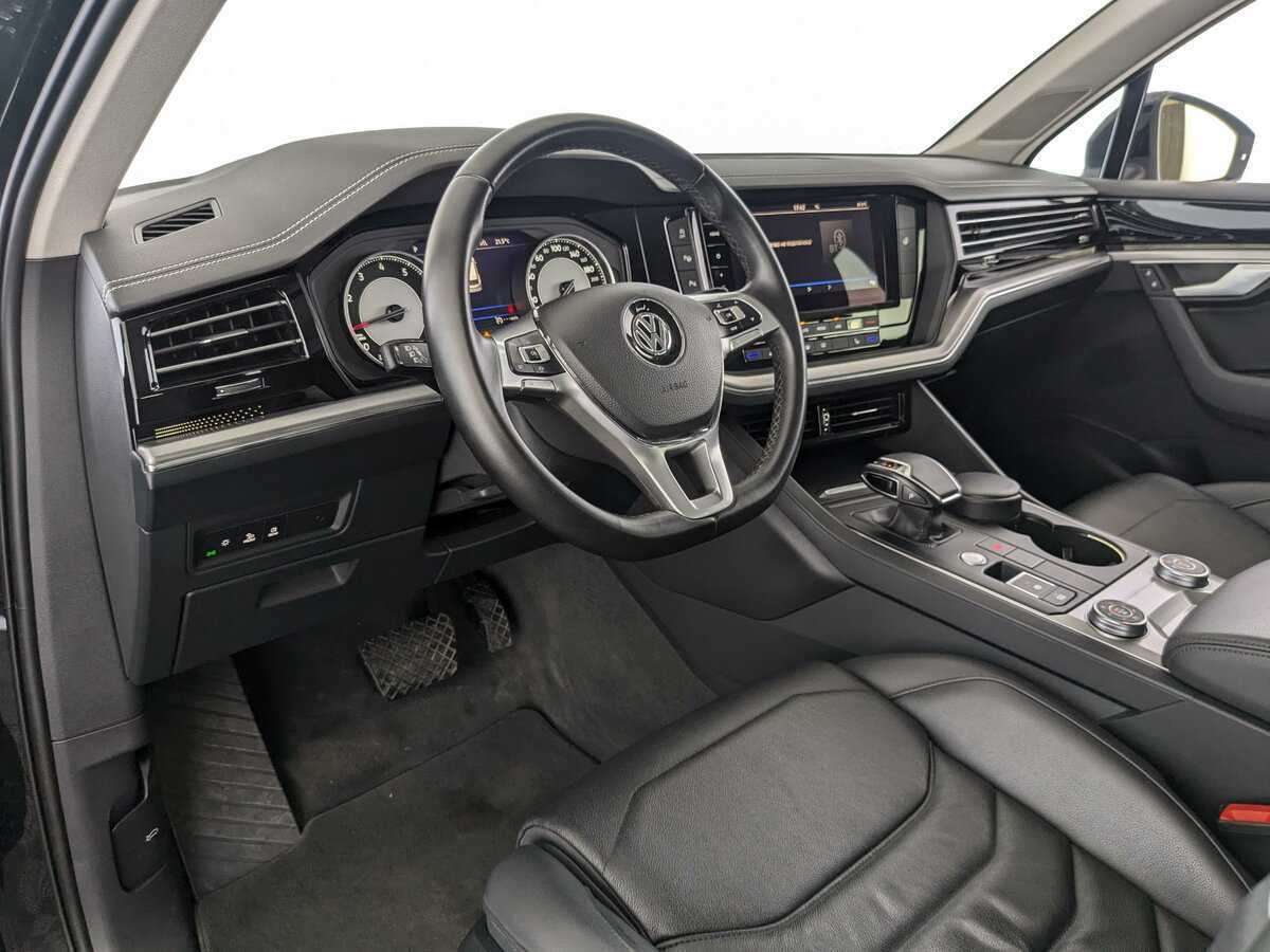 Volkswagen Touareg 2020 года с пробегом. Фото: #13