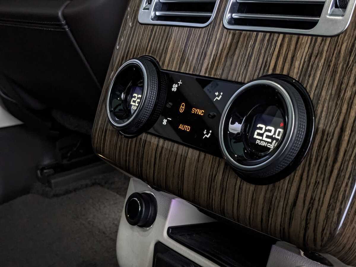 Land Rover Range Rover 2019 года с пробегом. Фото: #15