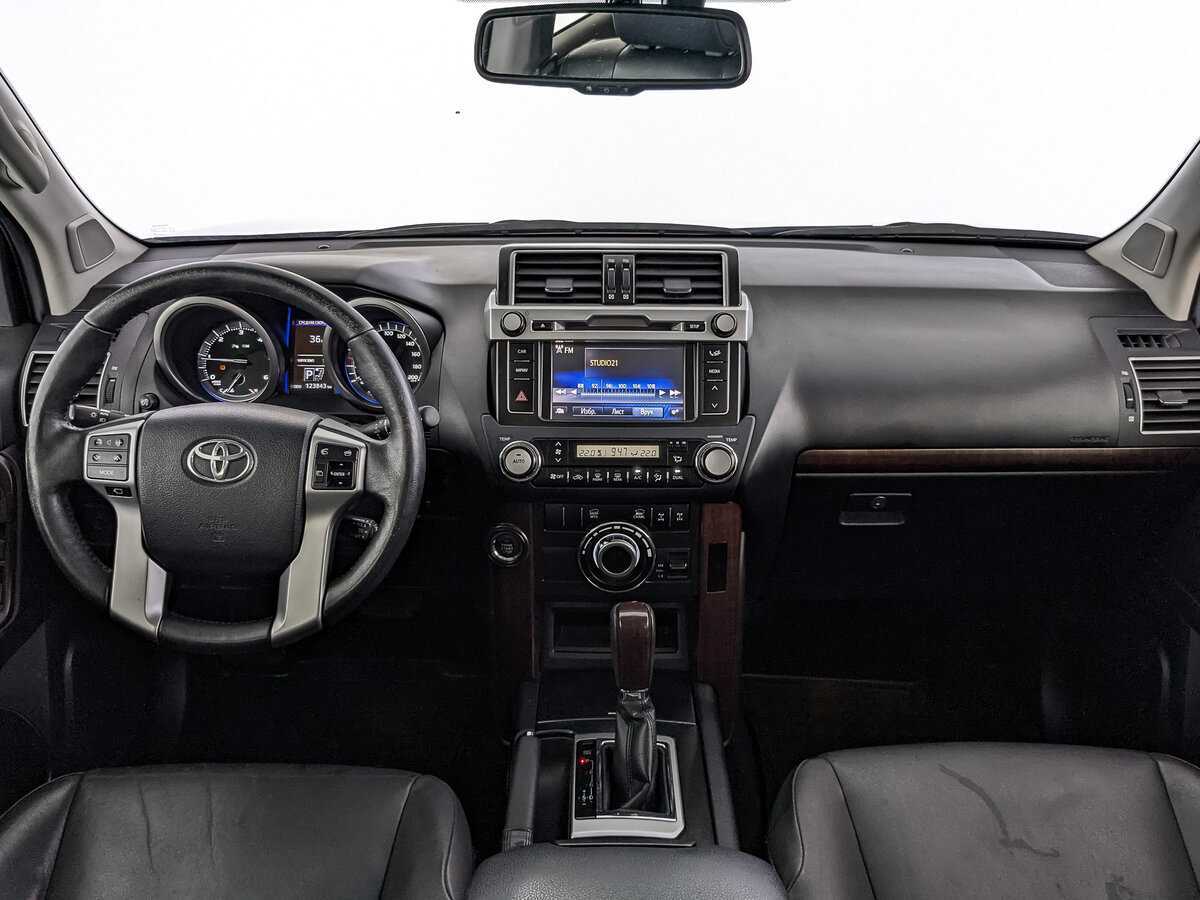 Toyota Land Cruiser Prado 2015 года с пробегом. Фото: #9