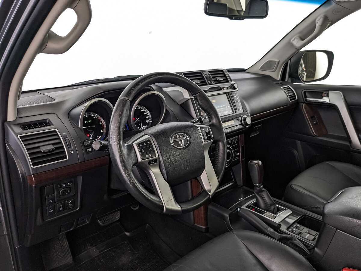 Toyota Land Cruiser Prado 2015 года с пробегом. Фото: #10