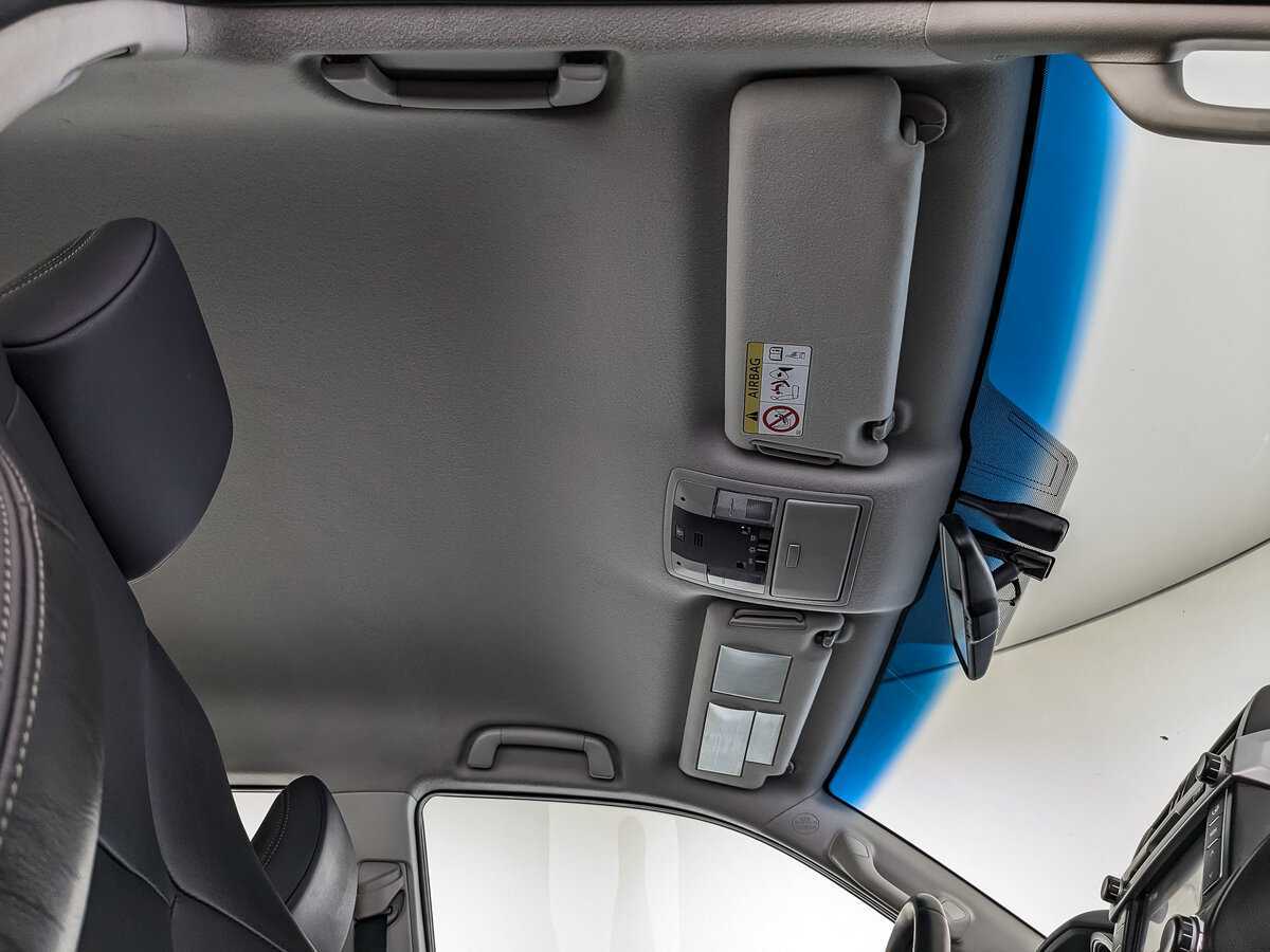 Toyota Land Cruiser Prado 2015 года с пробегом. Фото: #18