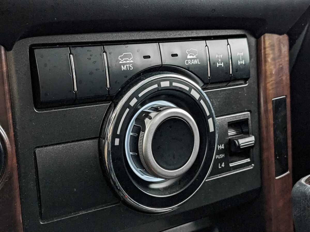 Toyota Land Cruiser Prado 2015 года с пробегом. Фото: #24