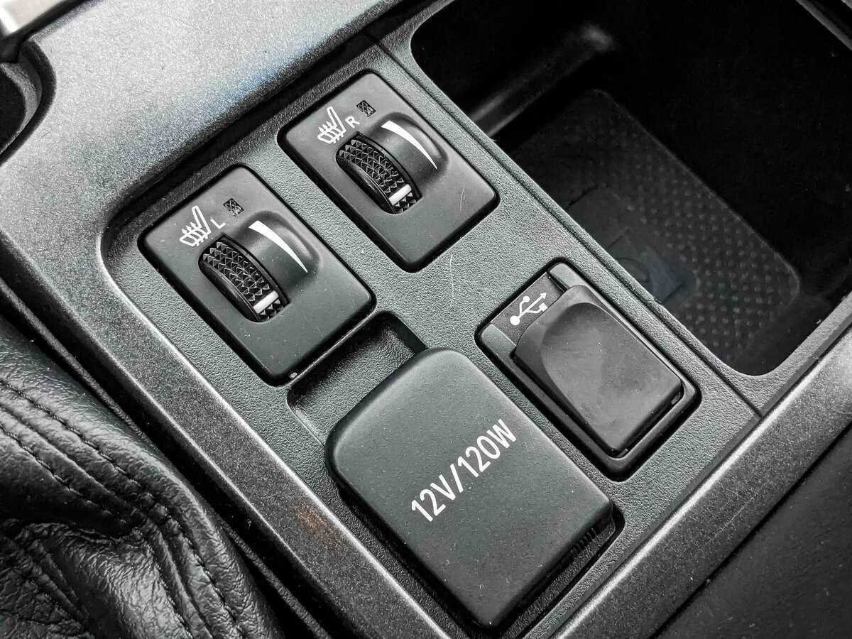 Toyota Land Cruiser Prado 2015 года с пробегом. Фото: #25