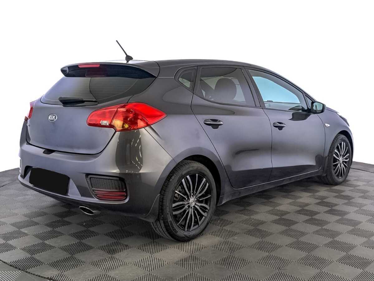 Б/У Киа Сид 2015 года. Фото: #4