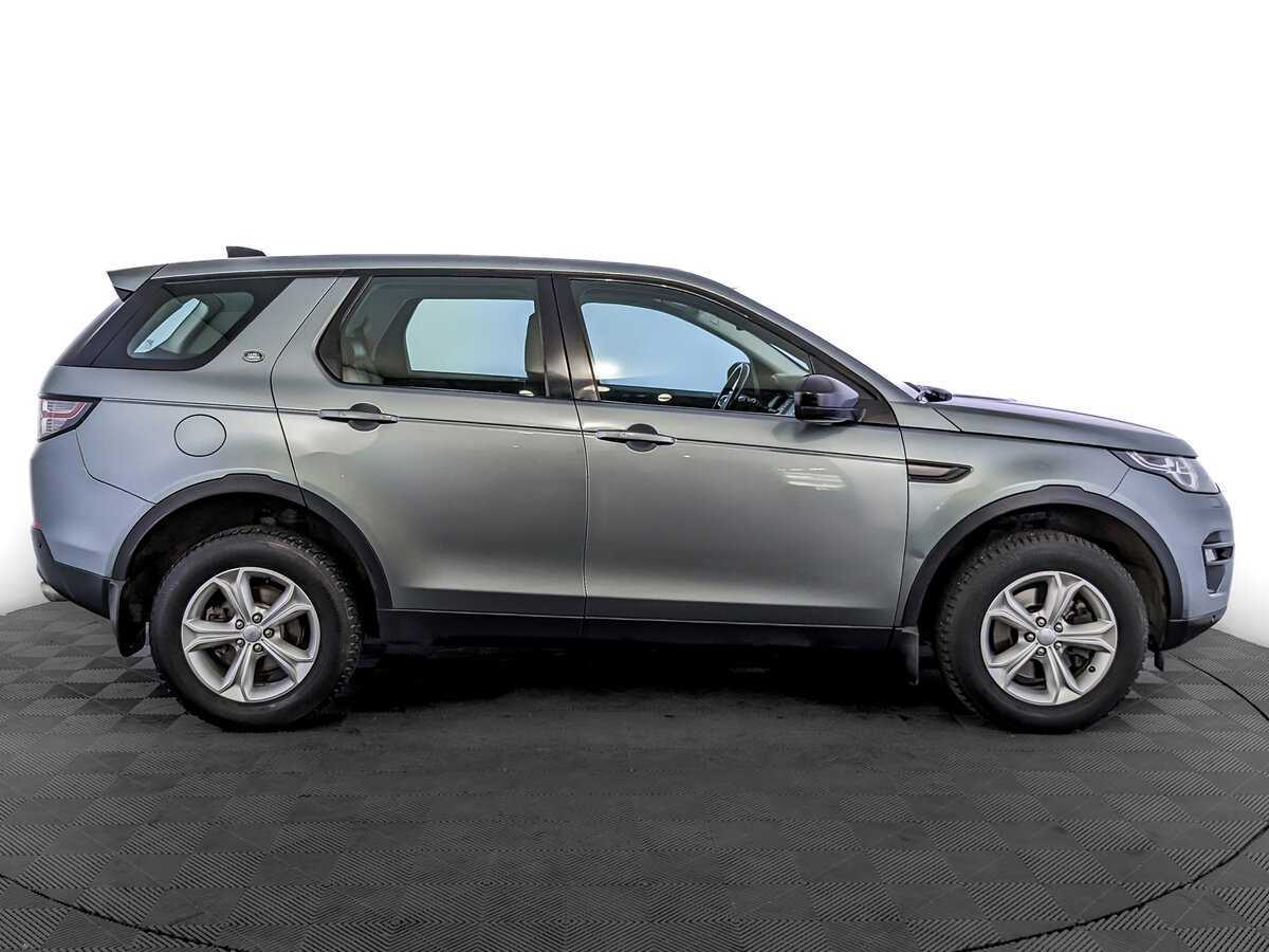 Land Rover Discovery Sport 2018 года с пробегом. Фото: #3