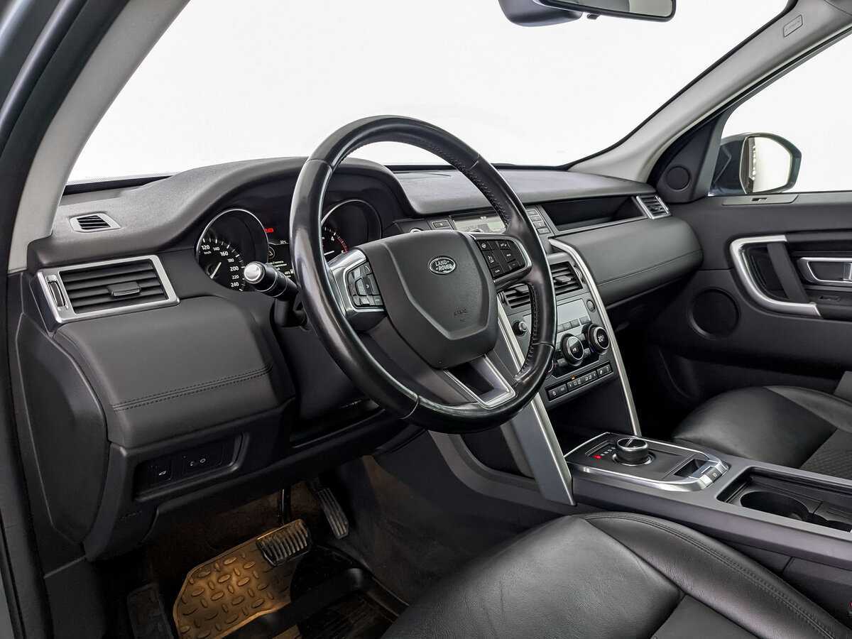 Land Rover Discovery Sport 2018 года с пробегом. Фото: #13