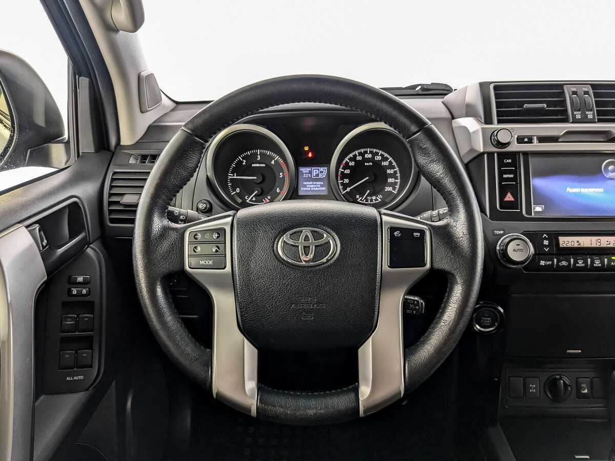 Toyota Land Cruiser Prado 2017 года с пробегом. Фото: #17