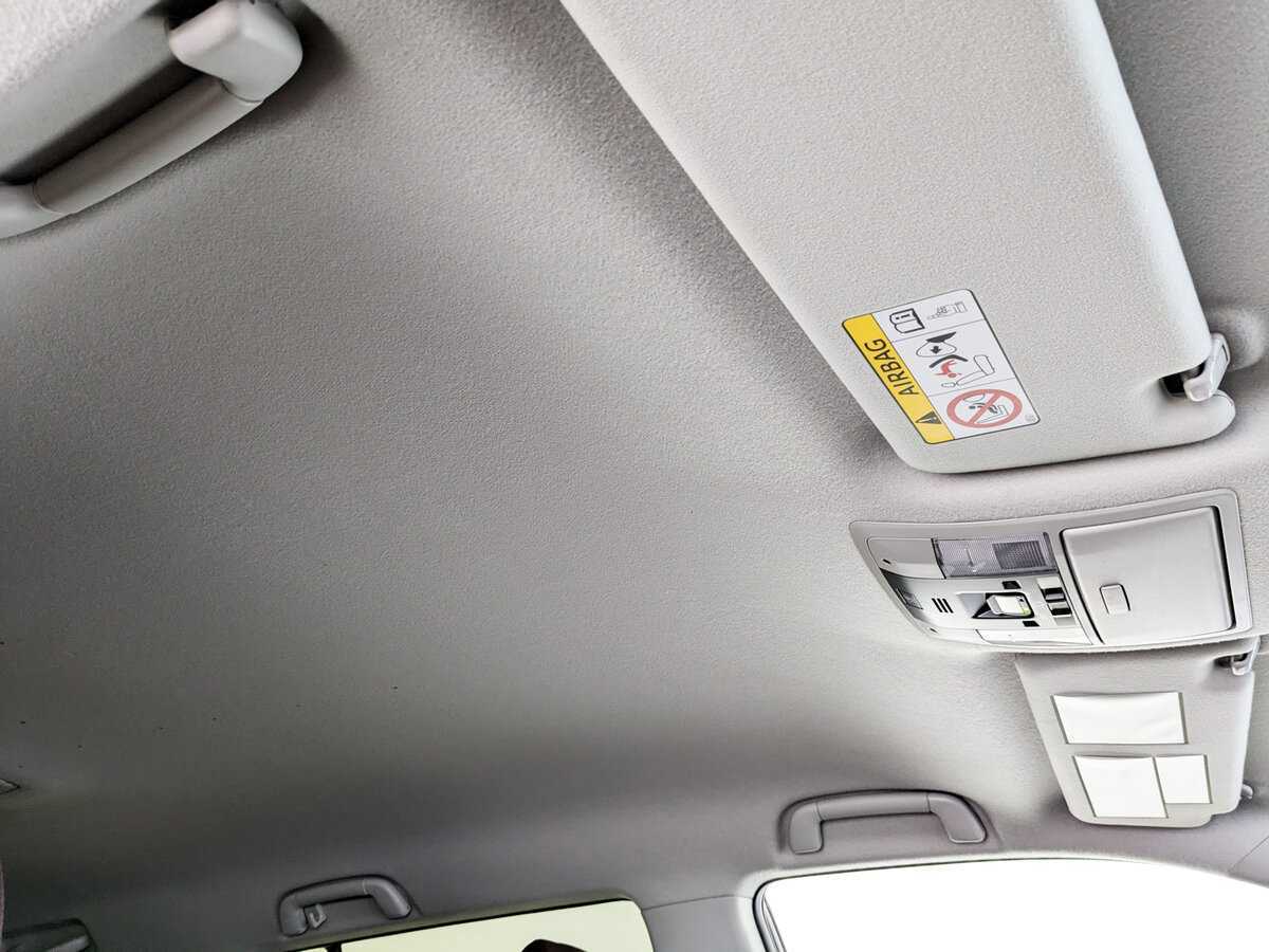 Toyota Land Cruiser Prado 2017 года с пробегом. Фото: #18