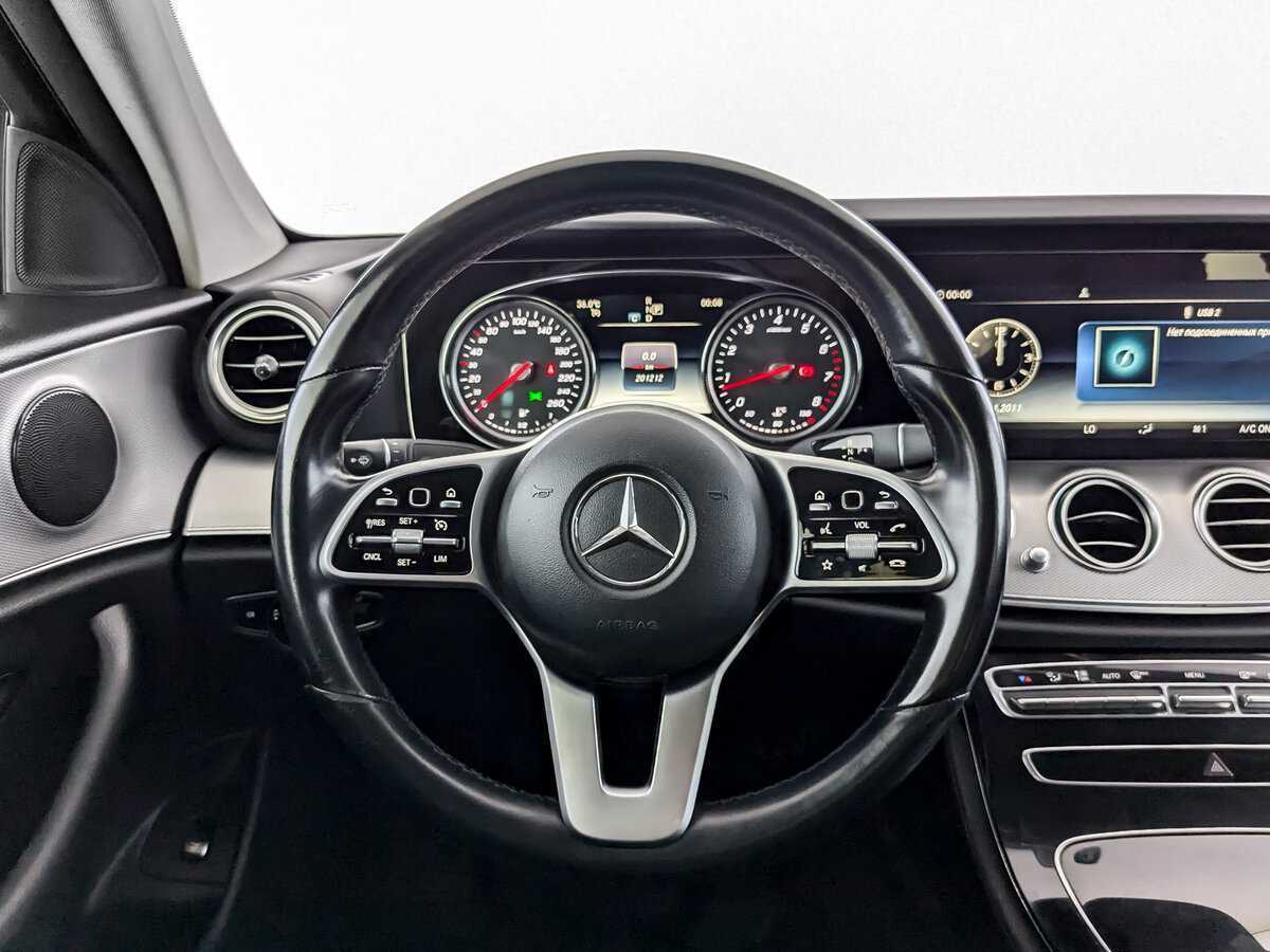 Mercedes-Benz E-Класс 2018 года с пробегом. Фото: #17