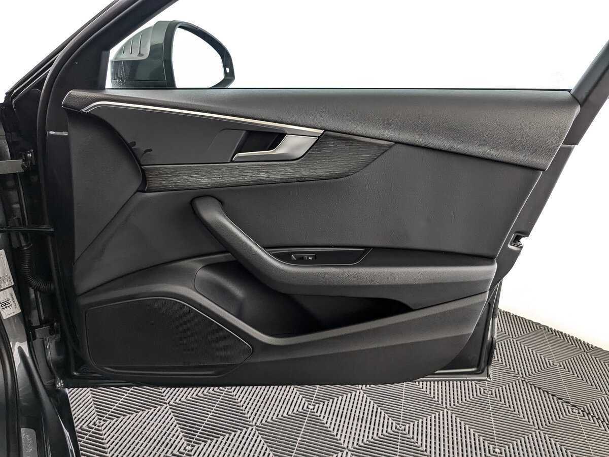 Audi A4 2018 года с пробегом. Фото: #20