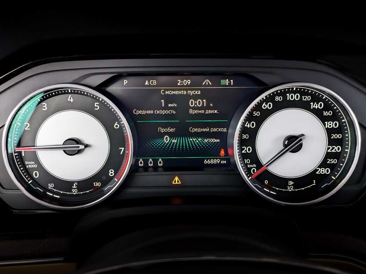 Volkswagen Touareg 2020 года с пробегом. Фото: #10