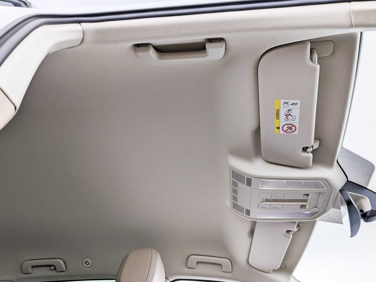 Volkswagen Touareg 2020 года с пробегом. Фото: #17