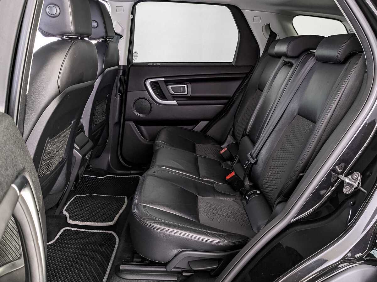 Land Rover Discovery Sport 2017 года с пробегом. Фото: #12