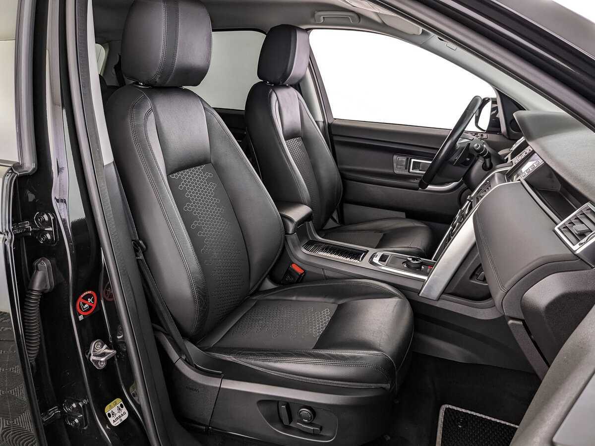 Land Rover Discovery Sport 2017 года с пробегом. Фото: #14